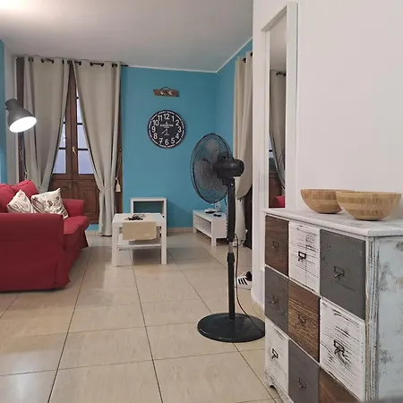 아파트 La Nina - Ocean View 아로나